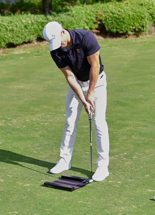 Golfzon WAVE Simulator & Launch Monitor